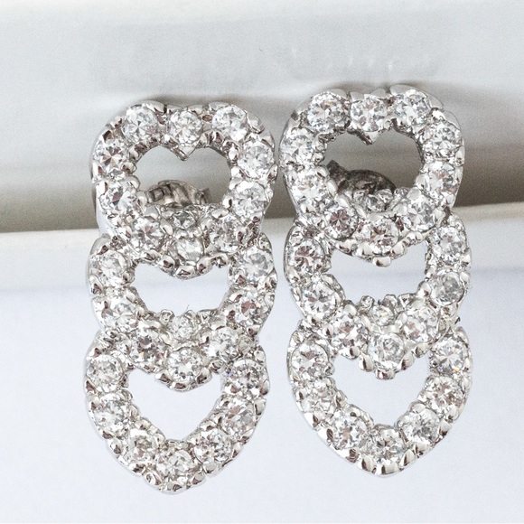 Simulated diamond interlocking heart post earrings sterling silver Absolute - Picture 10 of 16